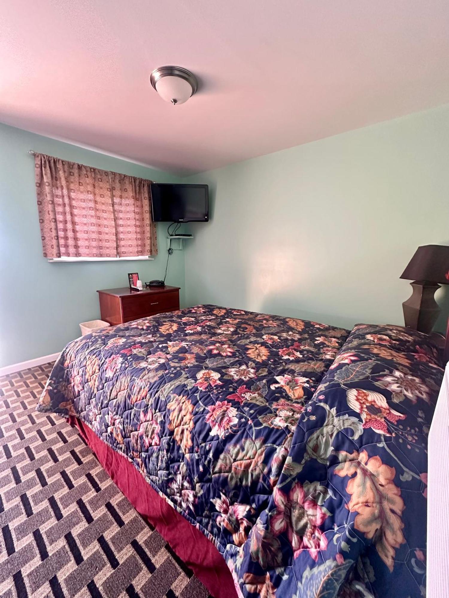 Your Motel Ypsilanti Esterno foto